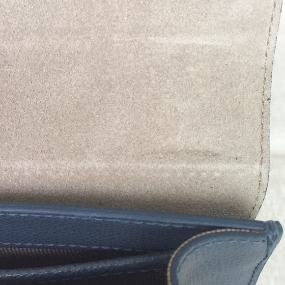 Furla mini with gold hardware - Picture 5 of 8